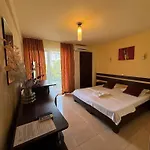Libra Guest house 3*
